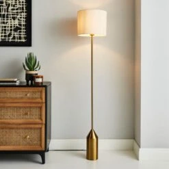 Sole Floor Lamp