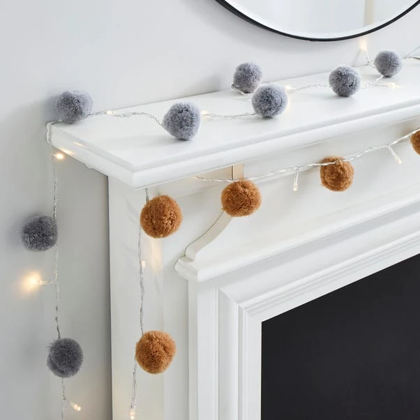 Pom Pom String Light 7 Pom Pom String Light - Image 5