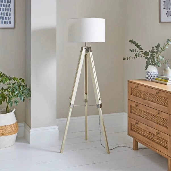 Trio Tripod Floor Lamp 4 Trio Tripod Floor Lamp - Image 2
