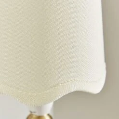 Scalloped Edge Lamp Shade -Dunelm 30870763 alt02