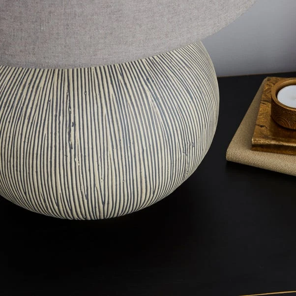 Dahlia Scratched Resin Grey Table Lamp 4 Dahlia Scratched Resin Grey Table Lamp - Image 2