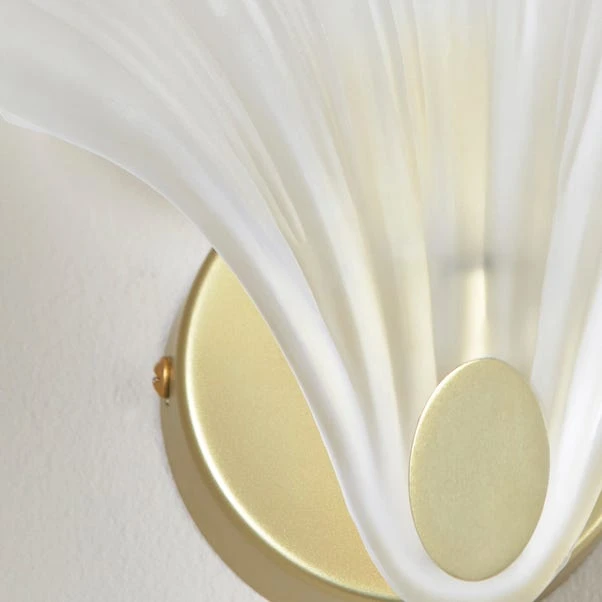 Shell Coastal Bathroom Wall Light 4 Shell Coastal Bathroom Wall Light - Image 2