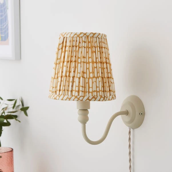 Pride And Joy Plug In Wall Light 5 Pride And Joy Plug In Wall Light - Image 3