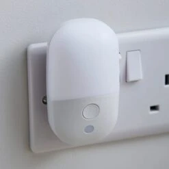 Plug In Night Light 9 Plug In Night Light -Dunelm 30912796 alt02