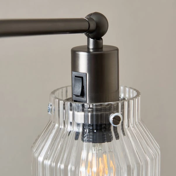 Tobias Industrial Ribbed Adjustable Floor Lamp 5 Tobias Industrial Ribbed Adjustable Floor Lamp - Image 3