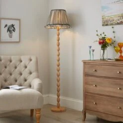 Carys Frilled Gingham Lamp Shade 30 Carys Frilled Gingham Lamp Shade -Dunelm 30923639 alt03