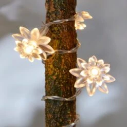 Flower 10 LED Indoor Outdoor String Lights 5 Flower 10 LED Indoor Outdoor String Lights -Dunelm 30925165 alt01